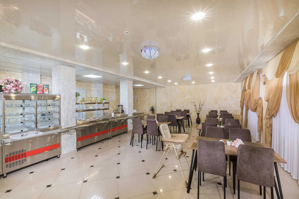 Seven Seas Hotel