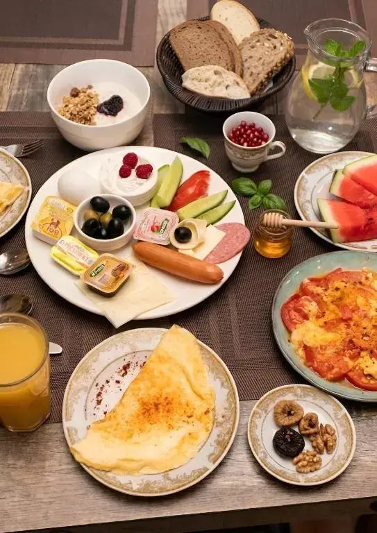 Cardinal Boutique Hotel