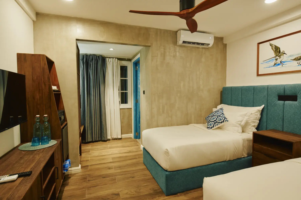 Dhigurah Beach Inn
