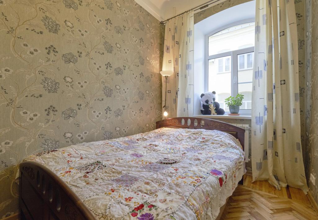 Na Furshtatskoj 19 Apartments