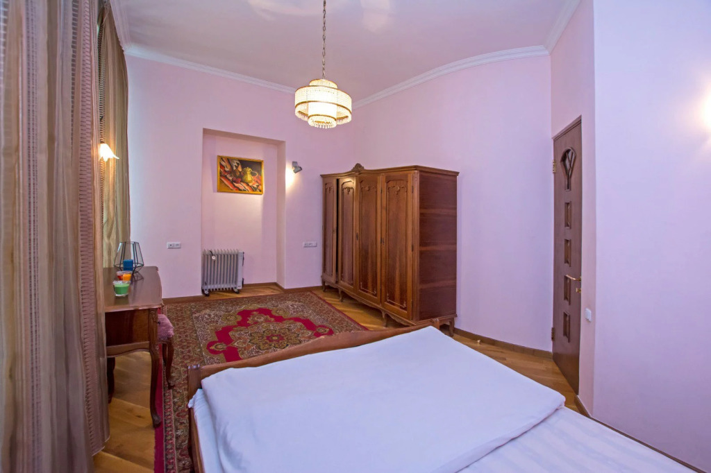 Апартаменты RentInnYerevan, Vardanants Street 7
