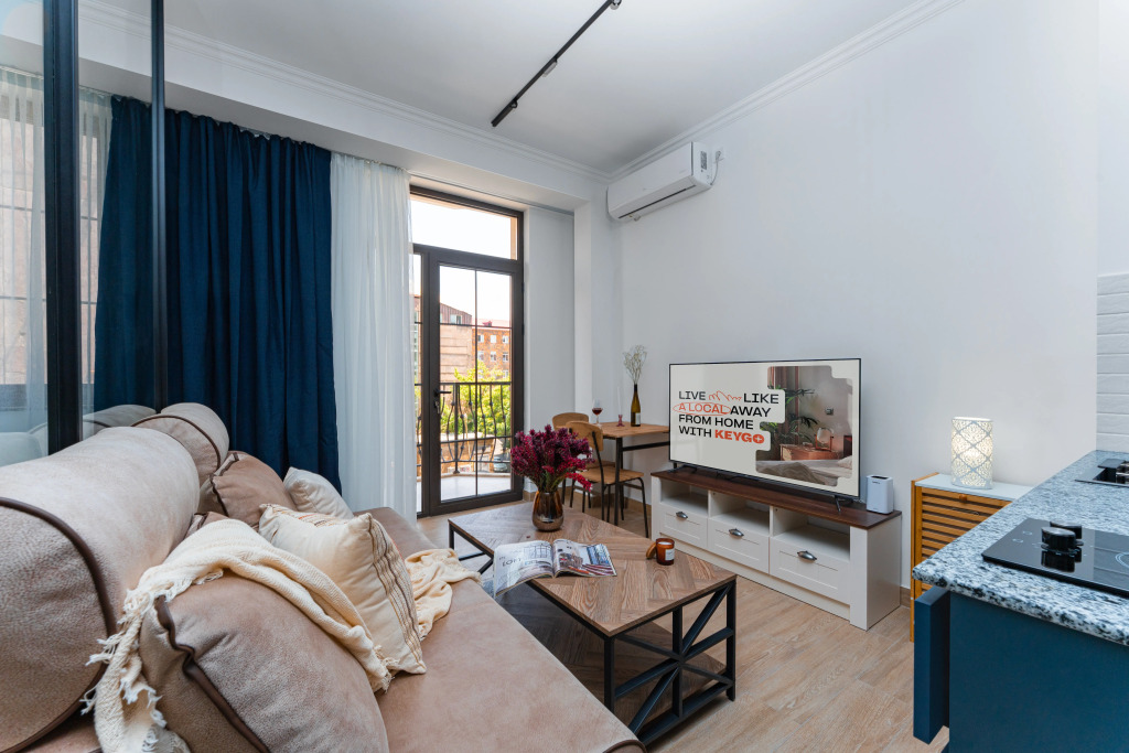 Апартаменты KeyGo #0161, 1 Bedroom, Designed with Balcony