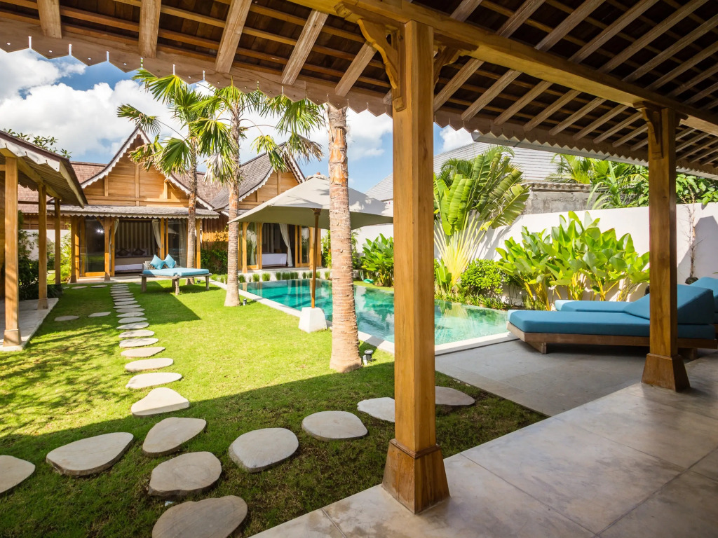 Villa Du Ho by Villa Finder