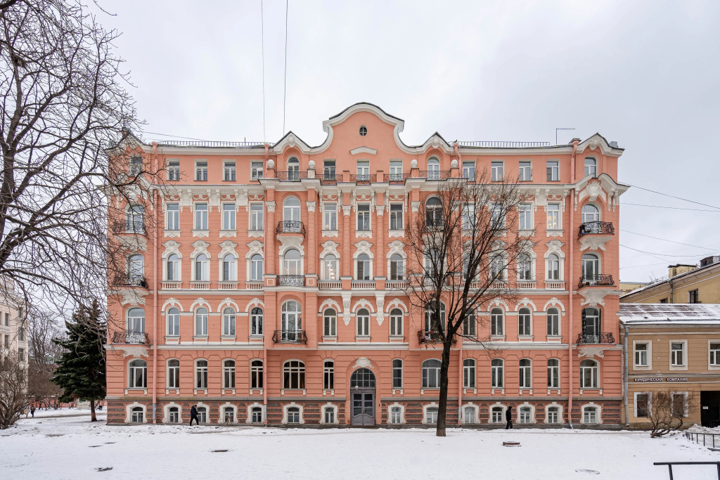 Апартаменты у БКЗ Октябрьский