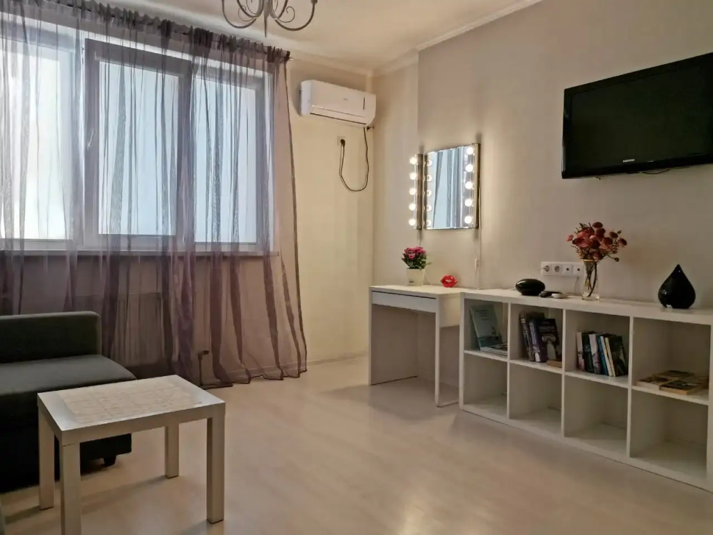 Kvartira Na Beregu Reki Apartments