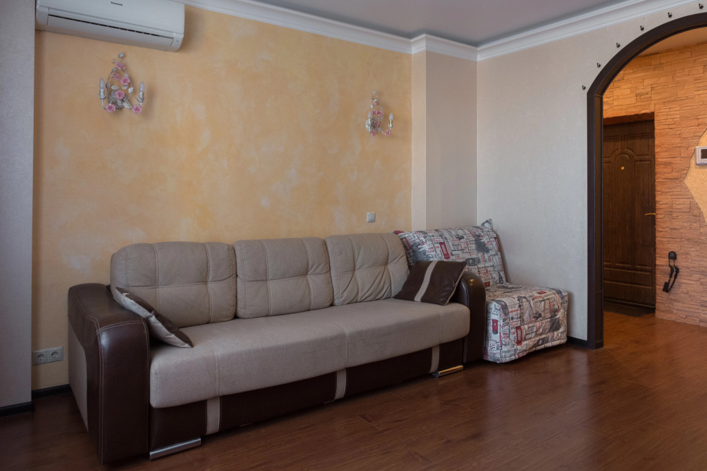 Bulvar 60-Letiya Pobedyi 10 Apartments