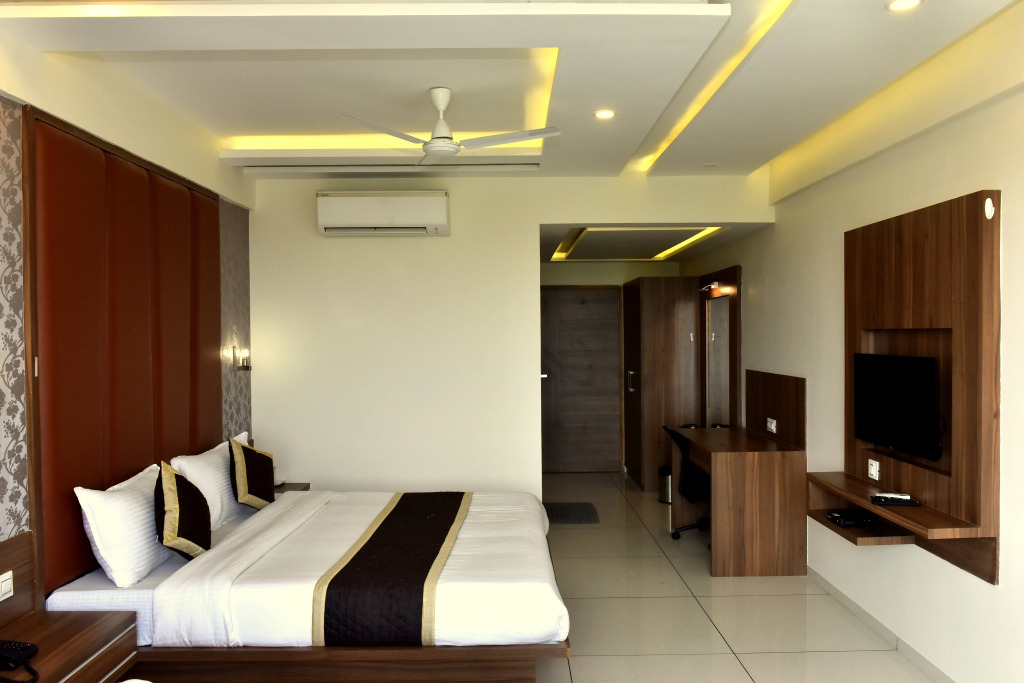 Aagman Hotel