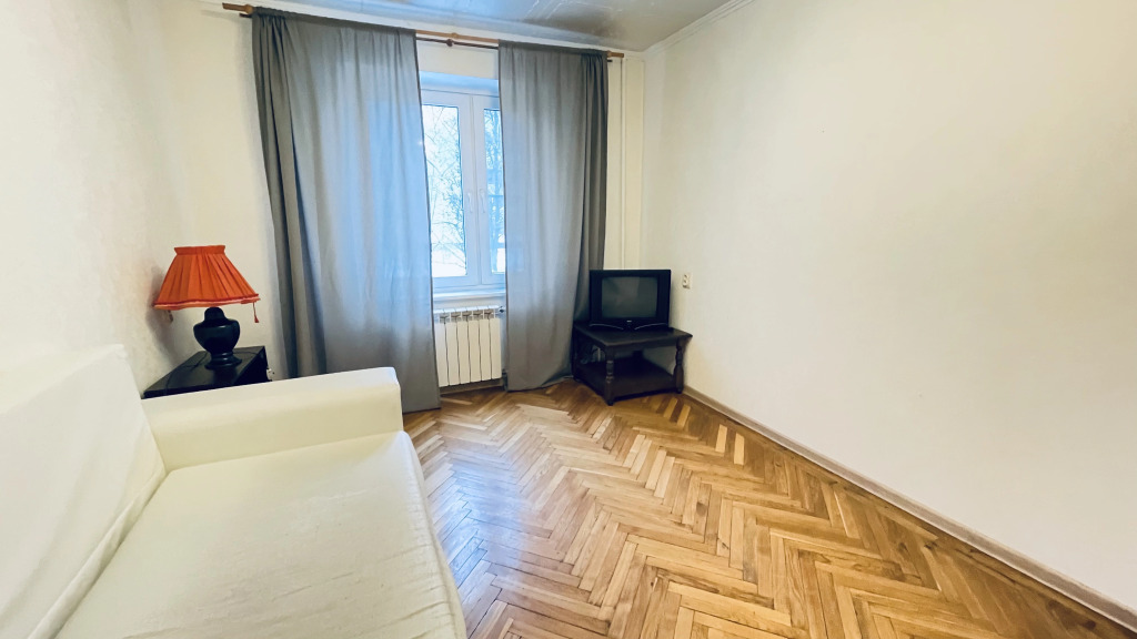 Tryohkomnatnye na Proletarskom Prospekte 17 Apartments