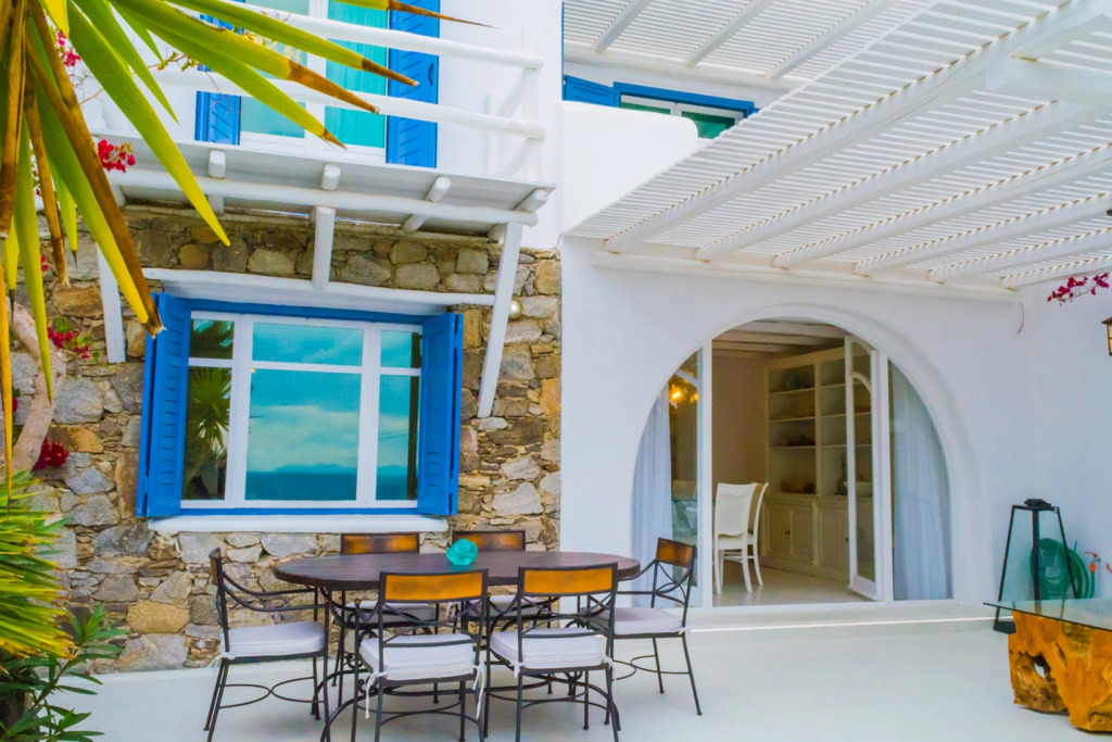 Luxury Chara with Private Pool Villa