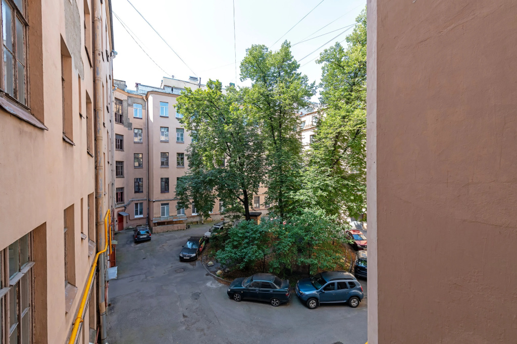 Квартира Двухуровневая студия рядом с Петропавловской крепостью и Невой