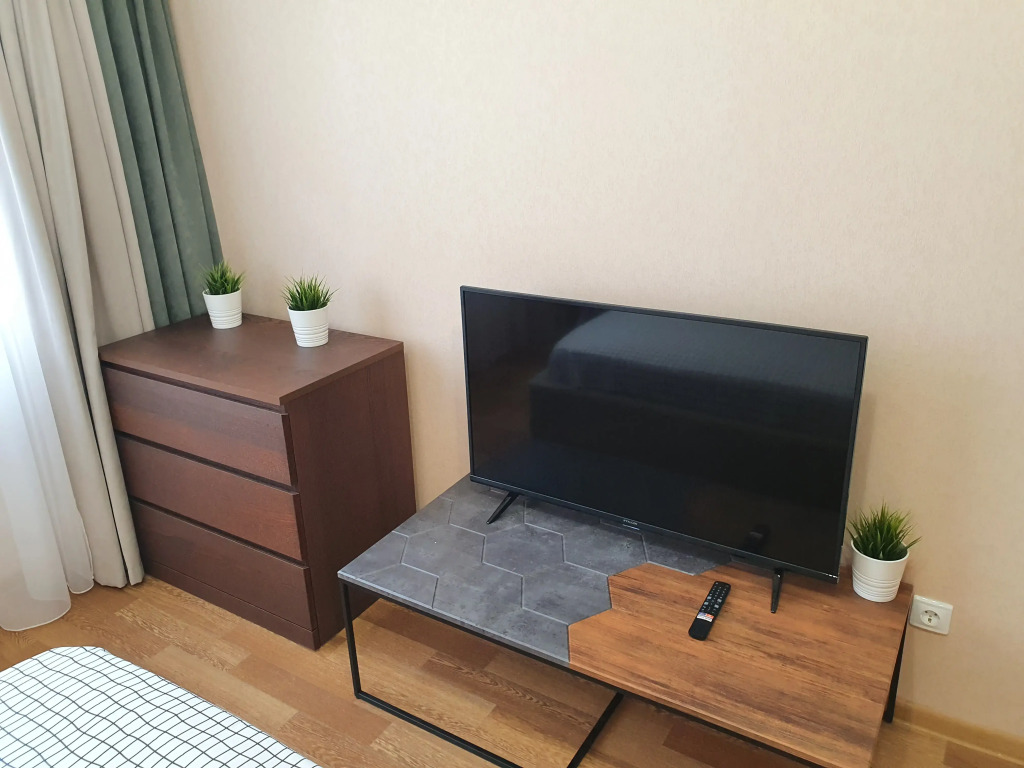 Квартира Виталий HouseRent Трёхкомнатная по ул. Рината Галеева,35