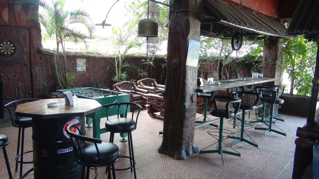 MBs Garden Inn