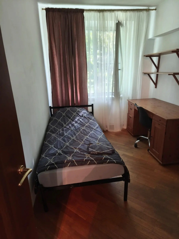 Uyutnaya Dvushka V Zeleni Flat