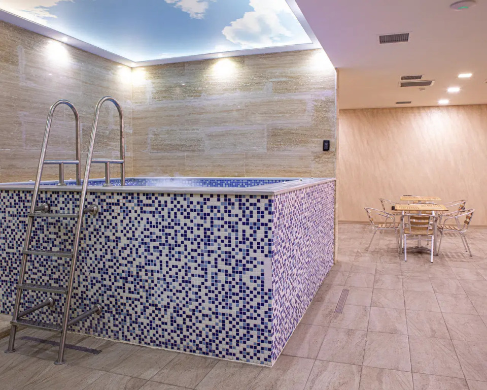 Diamond Hotel