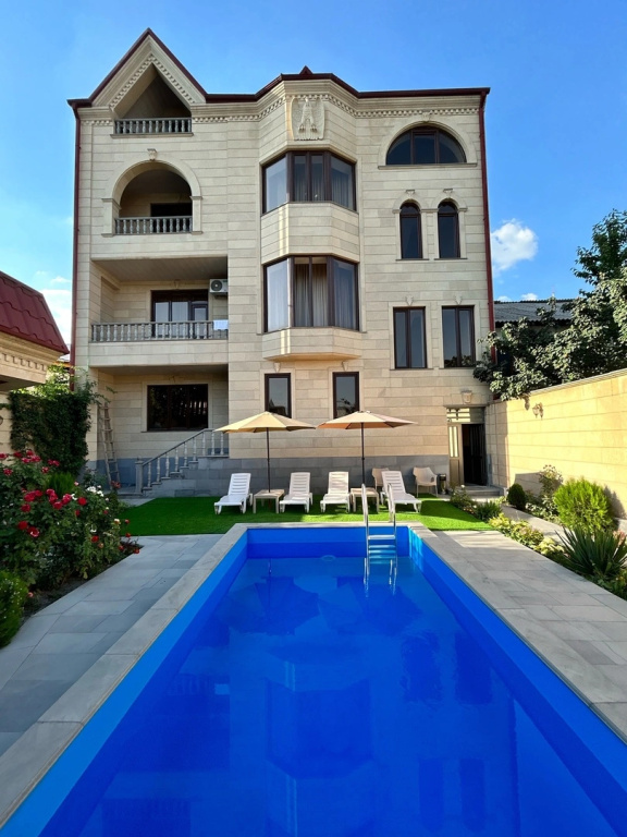 Отель Golden Resort