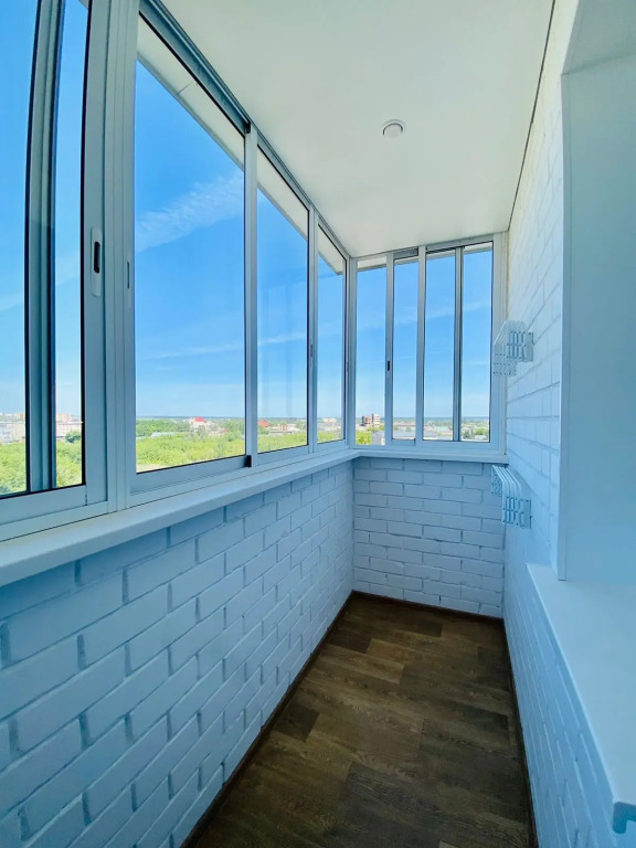 Morshanskoye Shosse 24? 82.2 Apartments