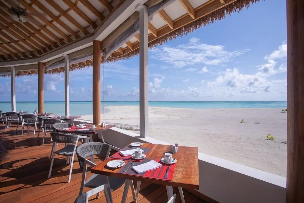 Отель Cinnamon Velifushi Maldives
