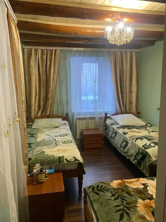 Частный дом Двухэтажный в центре Терскола