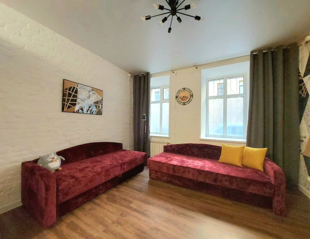 Квартира RoomyRoom Самоцвет