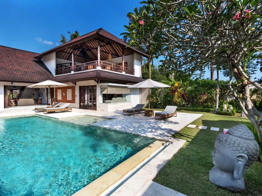 Villa Candi Kecil Empat by Villa Finder