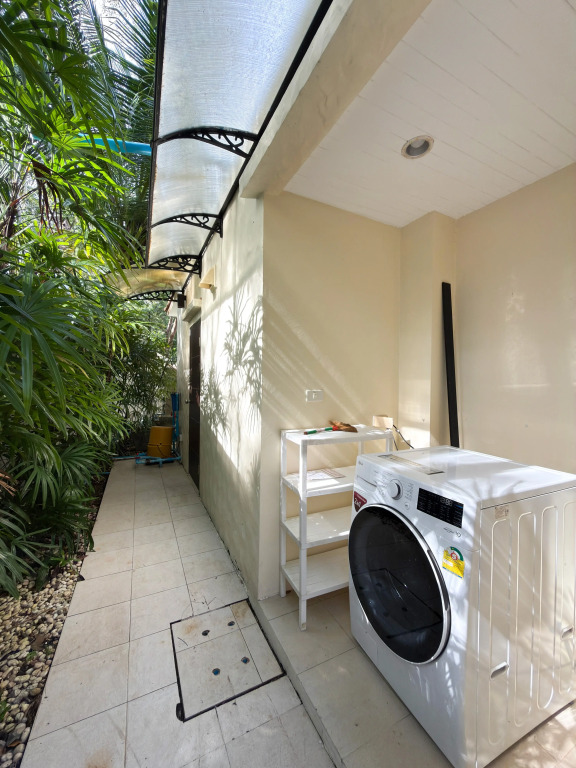 Вилла Nai Harn Family Pool 4 bdr