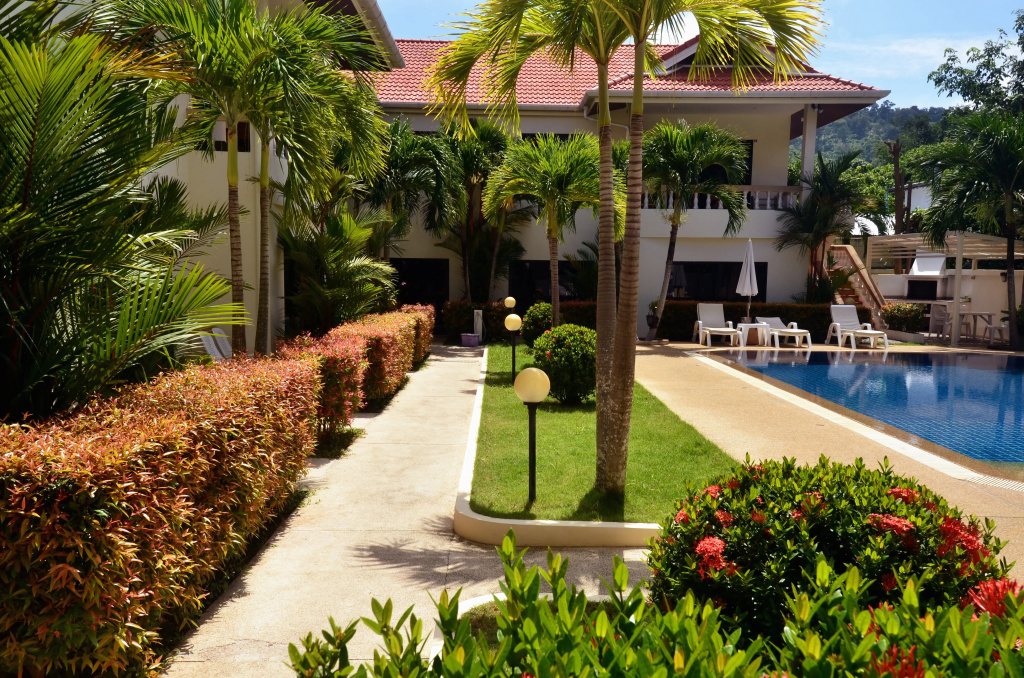 Phuket Riviera Villas Hotel