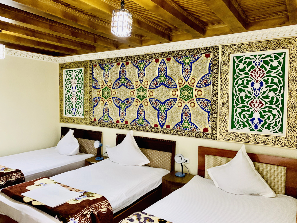 Sukhrob Barzu Hotel