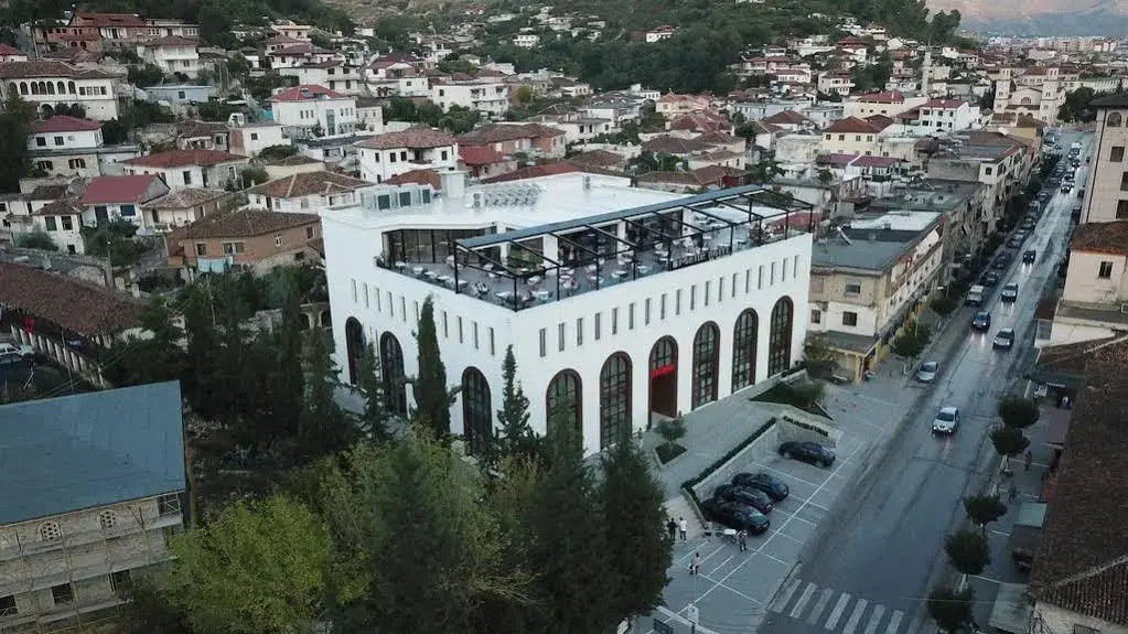 Отель Portik