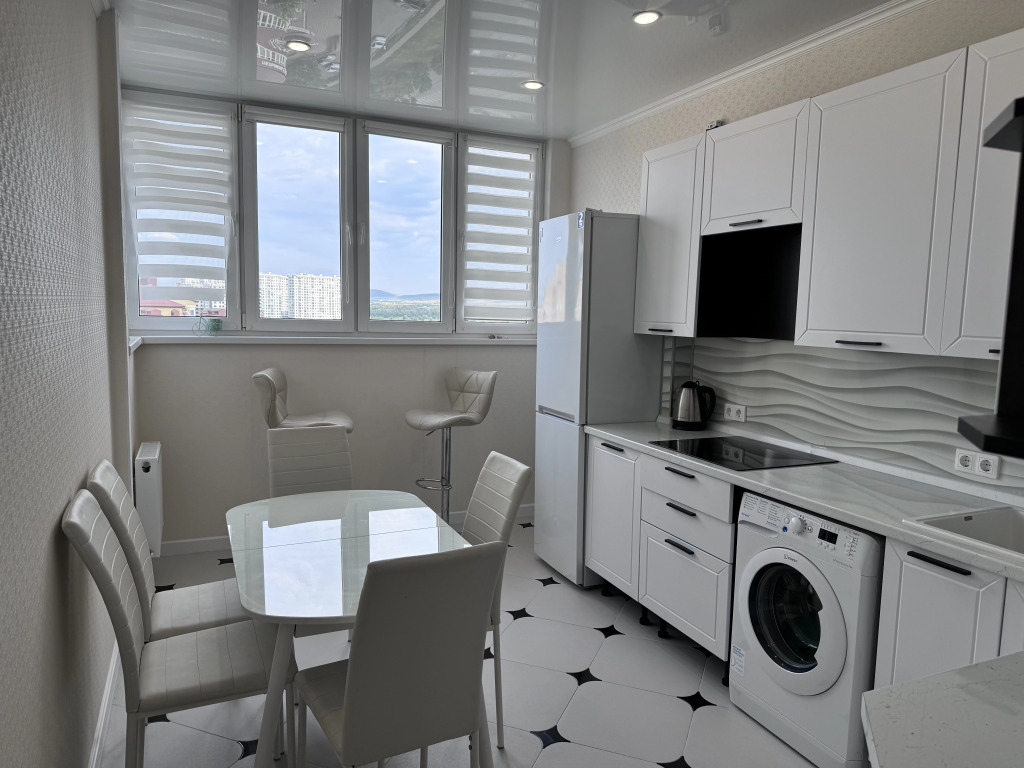 1K Na Krestyyanskoy 27/1 Flat