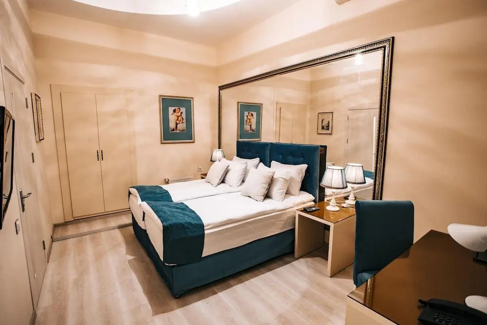Lantern Hotel Baku