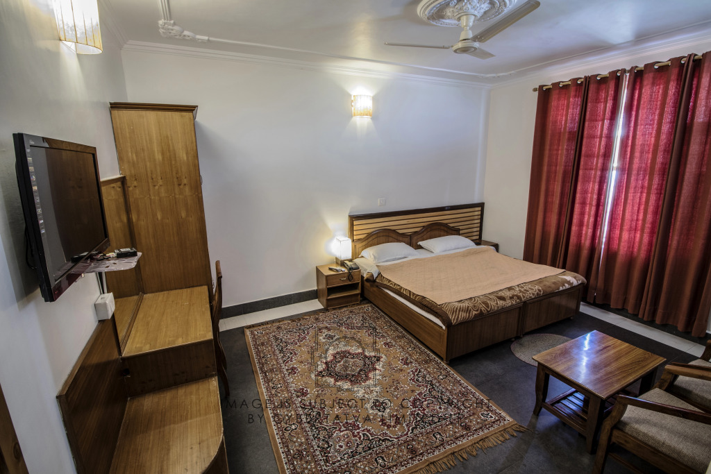 Отель The Lodge