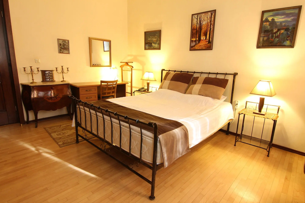 Hotel British House