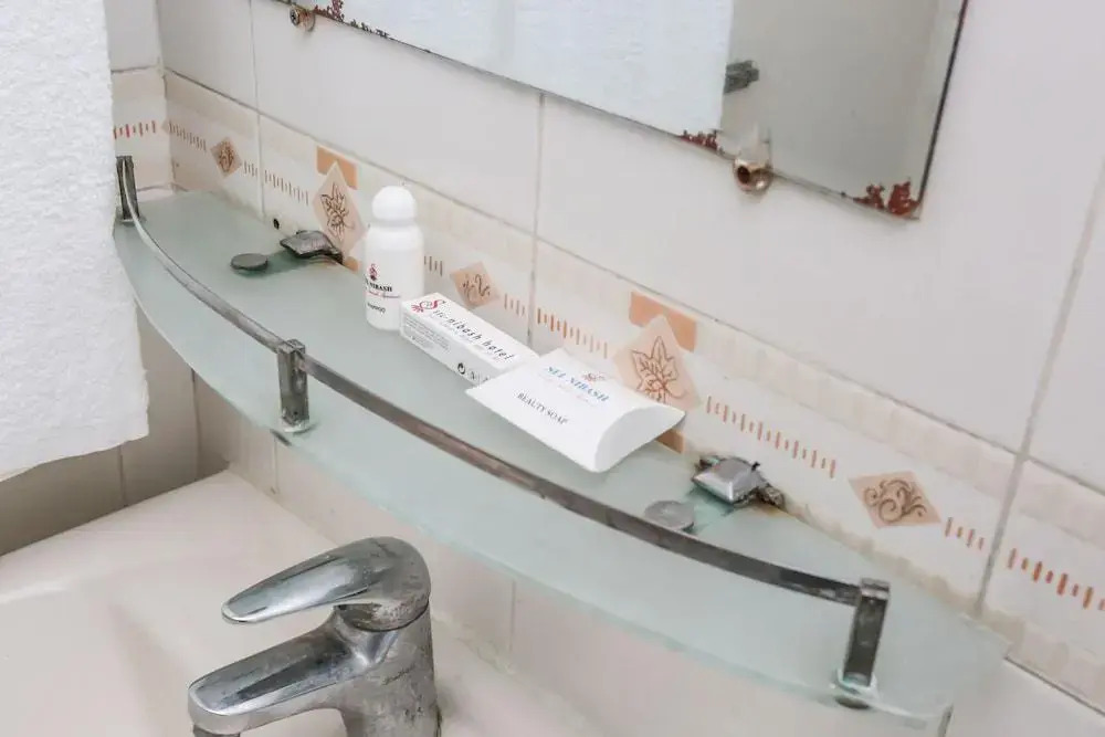 Отель Sel Nibash Hotel & Serviced Apartments