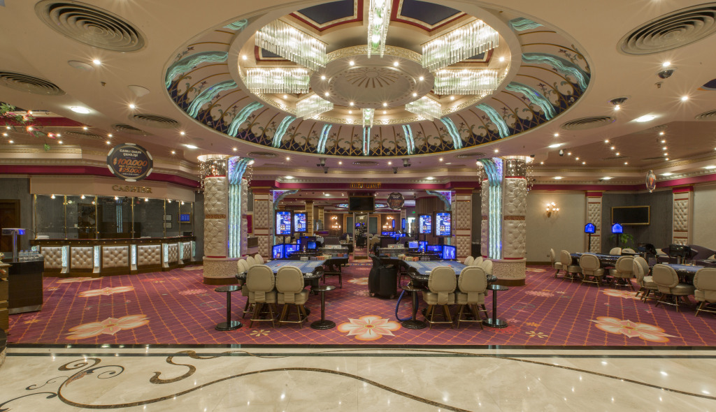 Отель Merit Crystal Cove Casino & SPA