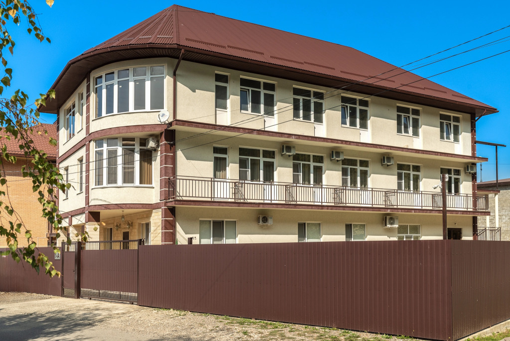 Zvyozdny Guest House