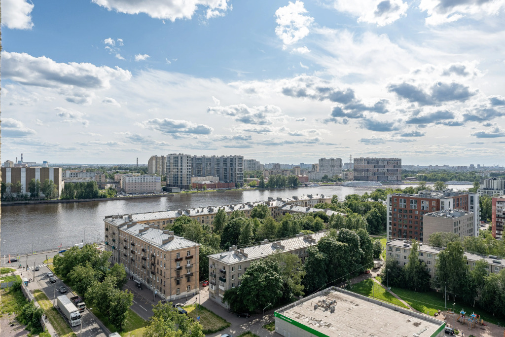 Апартаменты Your Apart на Октябрьской набережной