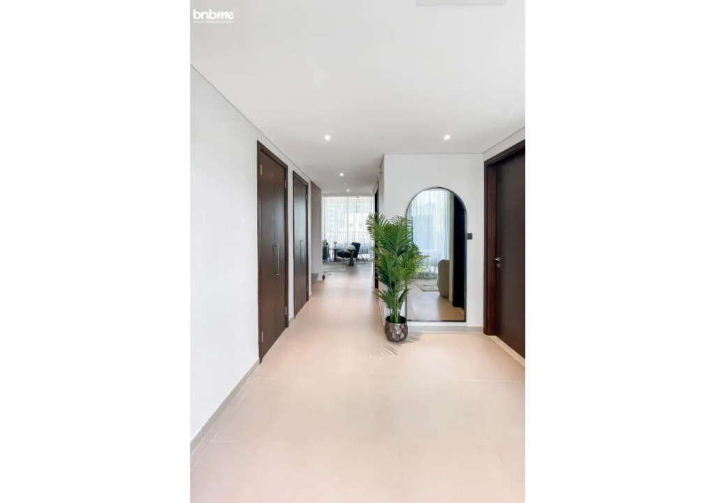 Апартаменты Duplex w/ large outdoors patio on Pool level@BurjK-209
