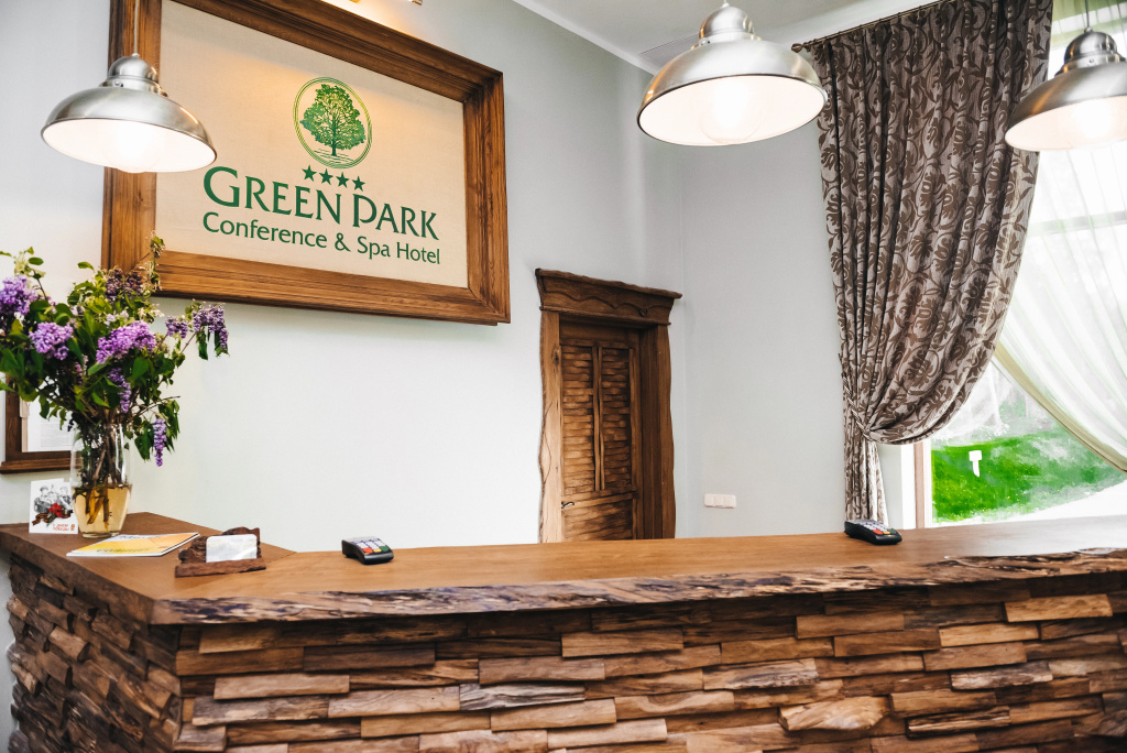 Отель Green Park Conference & Spa