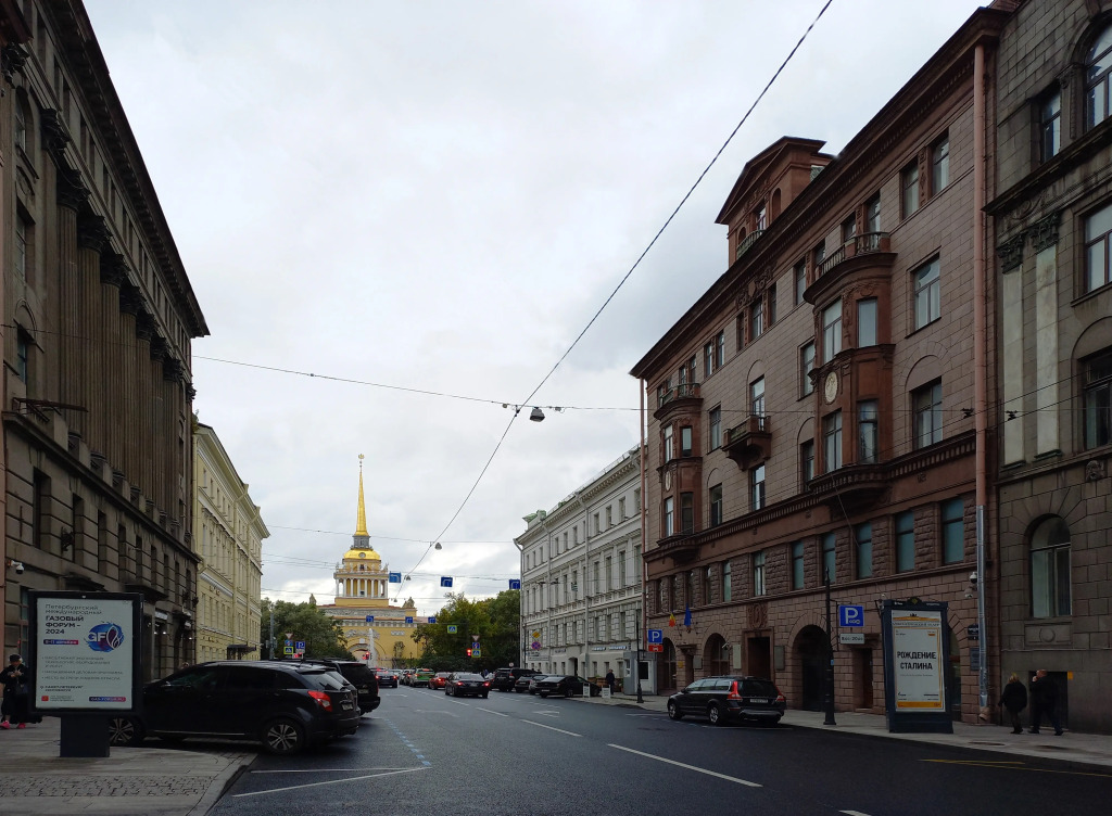 Квартира у Эрмитажа в доме Саламандра