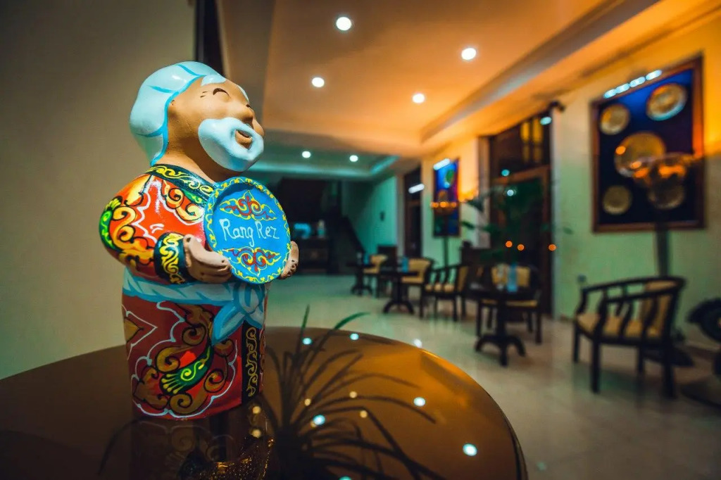 Rangrez Hotel