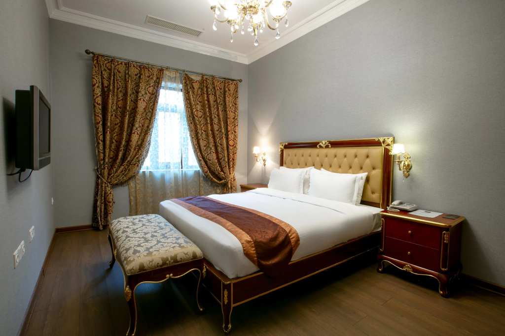 Отель Shah Palace