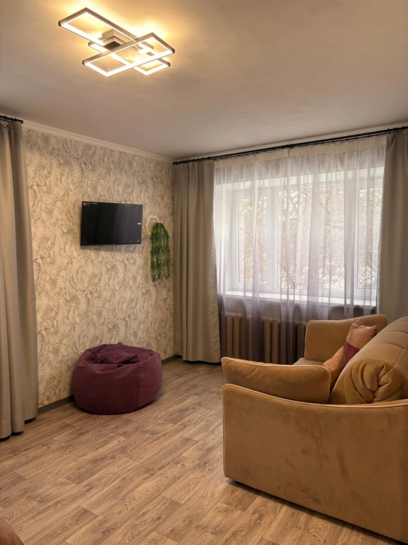 Квартира на 26 Бакинских Комиссаров 9