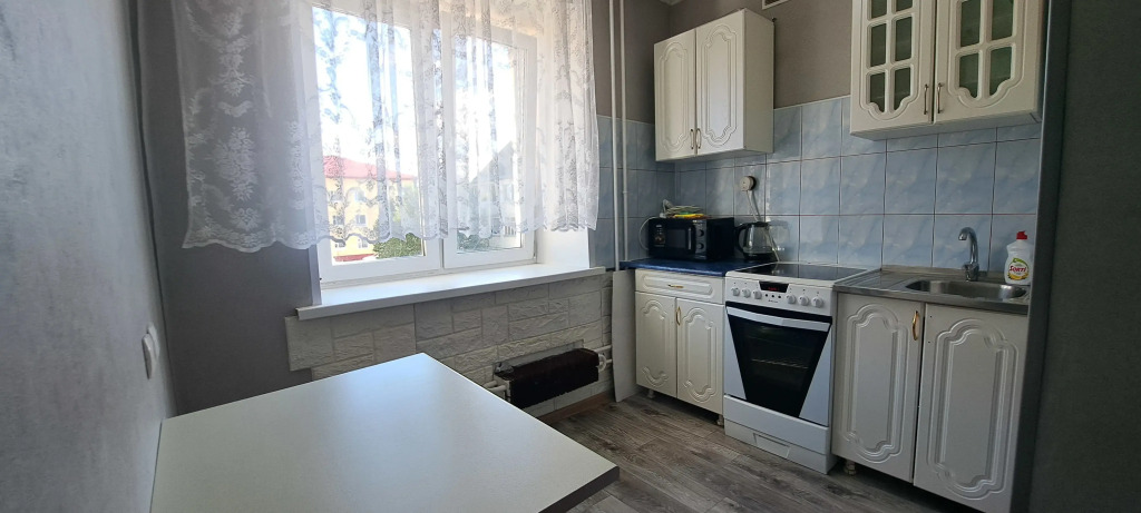 Квартира на Космонавтов 35 кв 44