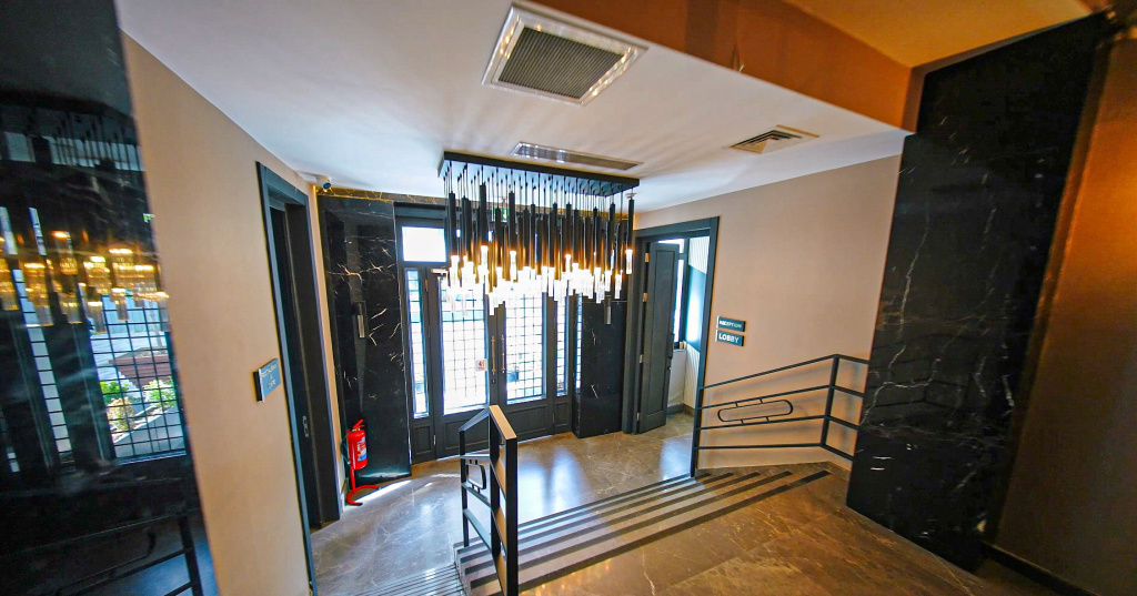 THE NEST HOTEL