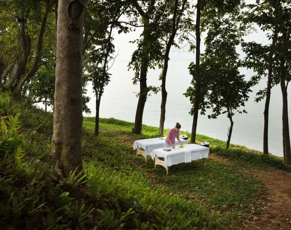 The ShellSea Krabi I Luxury Beach Front Resort & Pool Villa
