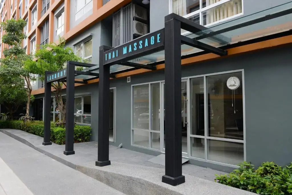 The Grass Serviced Suites