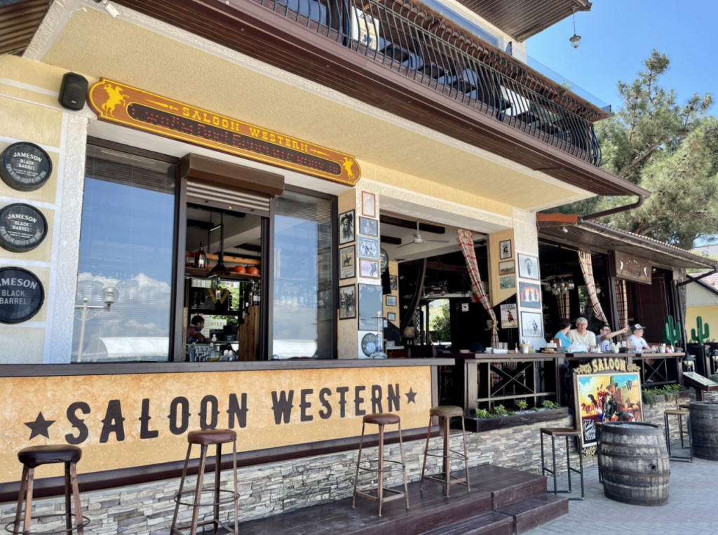 Отель Saloon Western