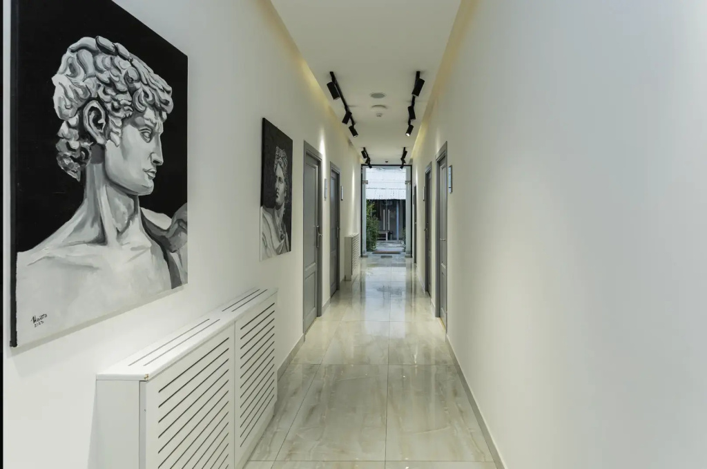 Alex Hotel