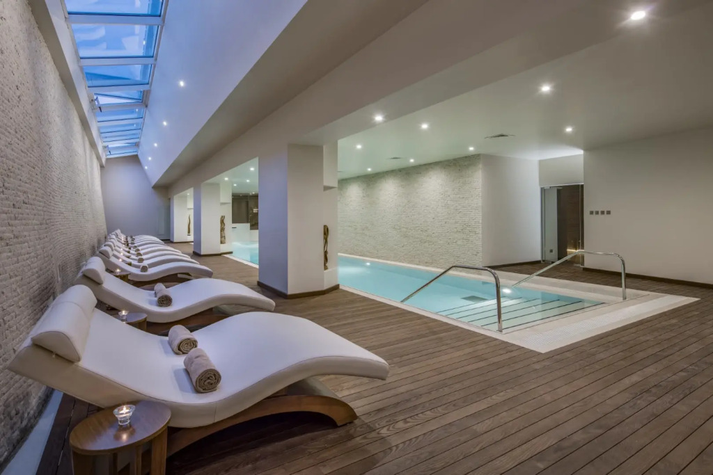 Acapulco Resort Convention SPA Hotel