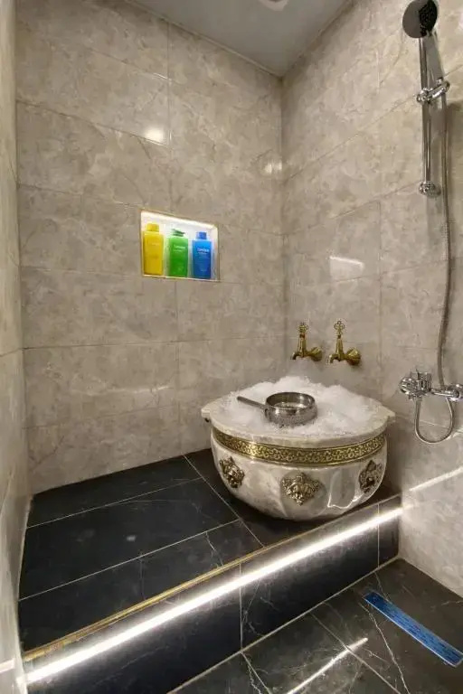 Апарт-отель Royal Fsm Suites